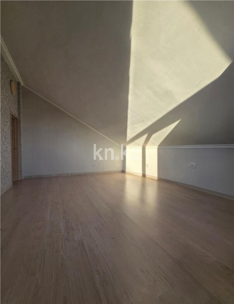 Продажа 7-комнатного дома, 330 м² - Продажа домов, коттеджей в Караганде - страница 5 фото 26 из 51