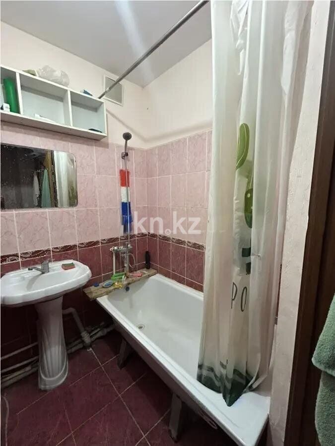 Продажа 2-комнатной квартиры, 46 м² - Продажа квартир от собственников в Караганде - страница 3 фото 4 из 5