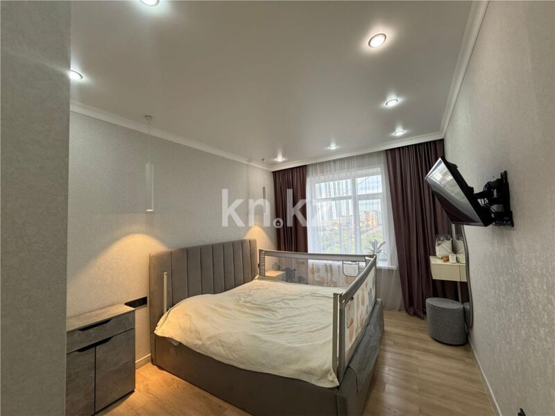 Продажа 3-комнатной квартиры, 90 м² - Продажа квартир в кирпичном доме в Караганде фото 3 из 12