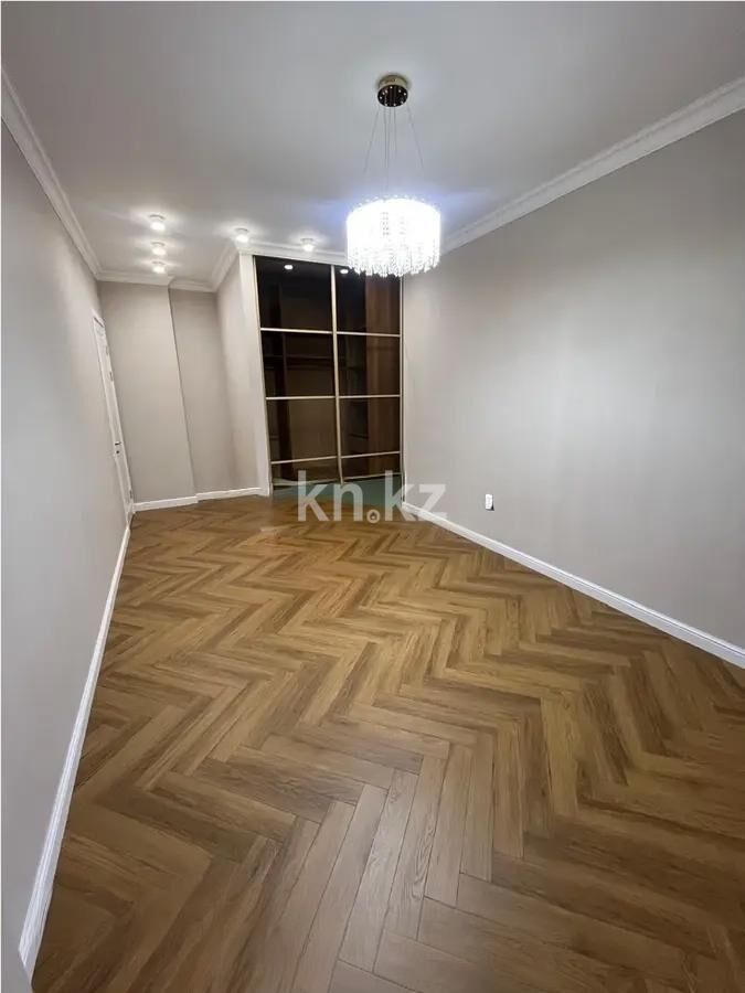 Продажа 4-комнатной квартиры, 140 м² - Продажа дач в Актобе фото 1 из 5