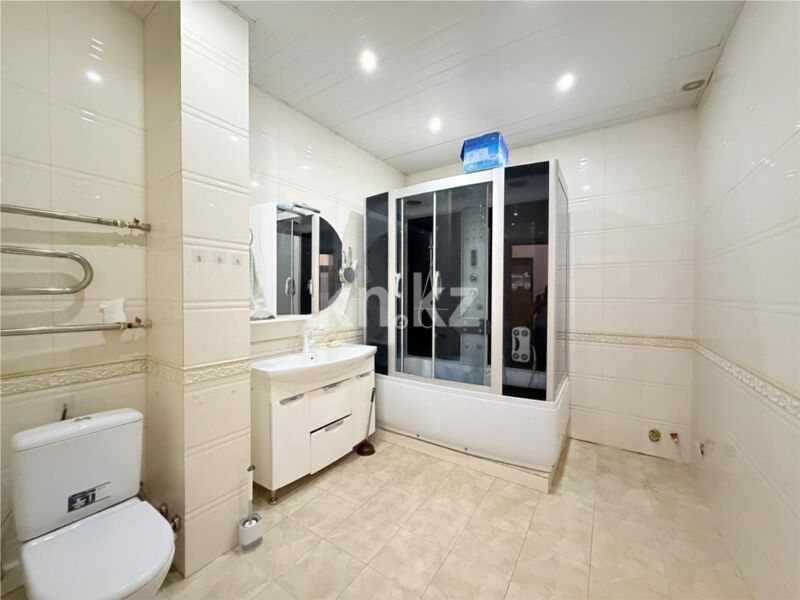 Продажа 3-комнатной квартиры, 95.3 м² - Продажа офисных и торговых помещений в Павлодаре фото 8 из 14