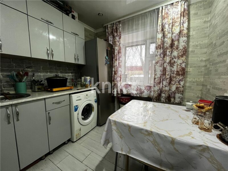 Продажа 2-комнатной квартиры, 42 м² - Продажа двухкомнатных квартир в Майкудуке Караганды - страница 20 фото 5 из 8