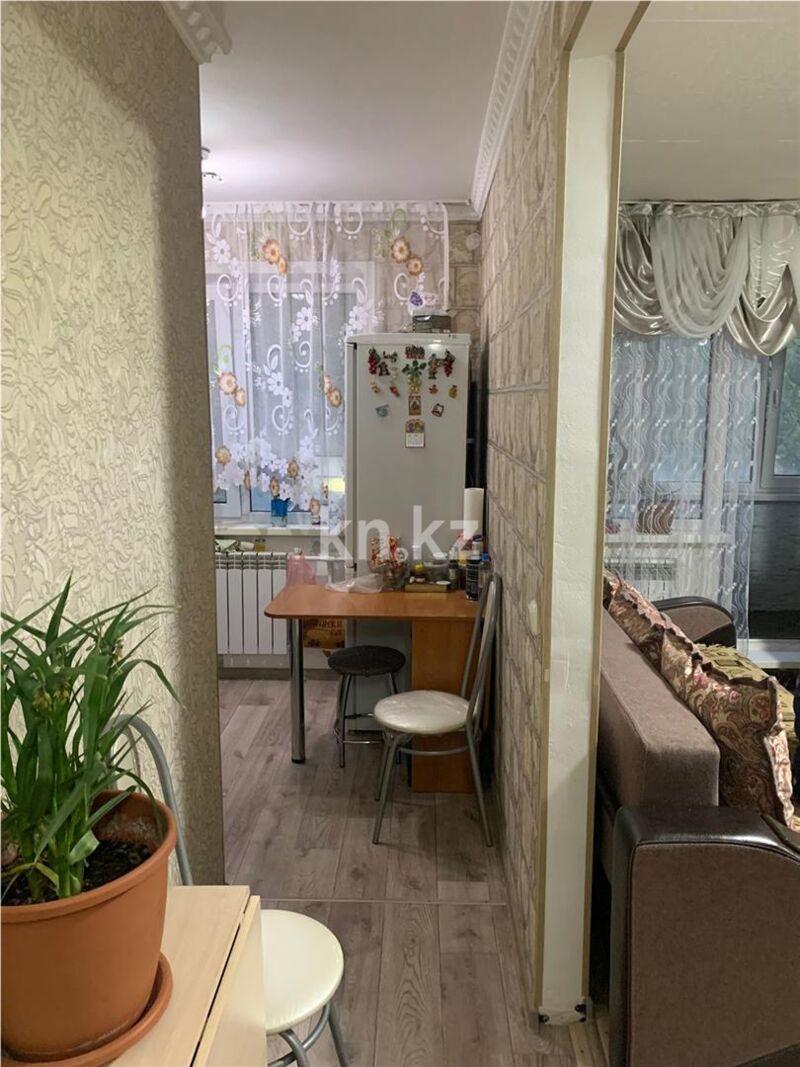 Продажа 1-комнатной квартиры, 31 м² - Продажа однокомнатных квартир в панельном доме в Караганде - страница 10 фото 7 из 10