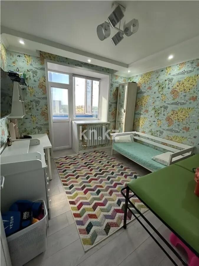 Продажа 4-комнатной квартиры, 90 м² - Продажа четырехкомнатных квартир в кирпичном доме в Караганде - страница 4 фото 3 из 9