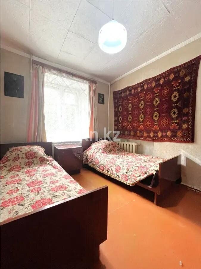 Продажа 3-комнатной квартиры, 60 м² - Продажа трехкомнатных квартир в Михайловке Караганды фото 2 из 8