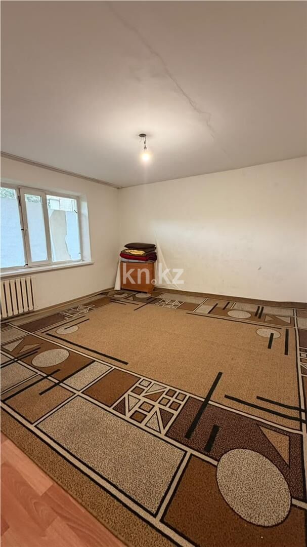 Продажа 3-комнатной квартиры, 68 м² - Продажа трехкомнатных квартир в Майкудуке Караганды - страница 8 фото 1 из 10