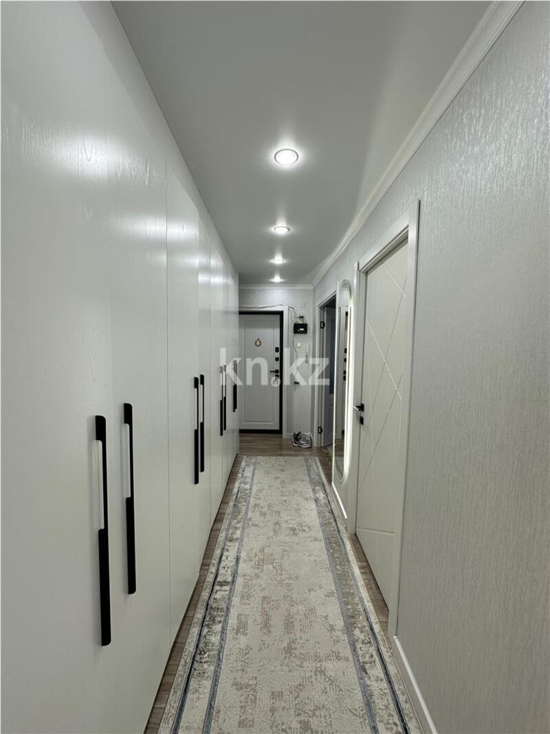 Продажа 3-комнатной квартиры, 64 м² - Продажа трехкомнатных квартир в Майкудуке Караганды - страница 4 фото 12 из 20