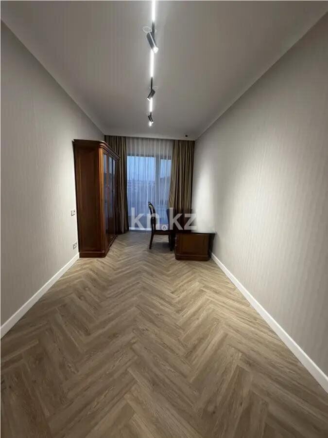Продажа 5-комнатной квартиры, 229 м² - Продажа квартир в монолитно-каркасном доме в Казахстане - страница 33 фото 3 из 6