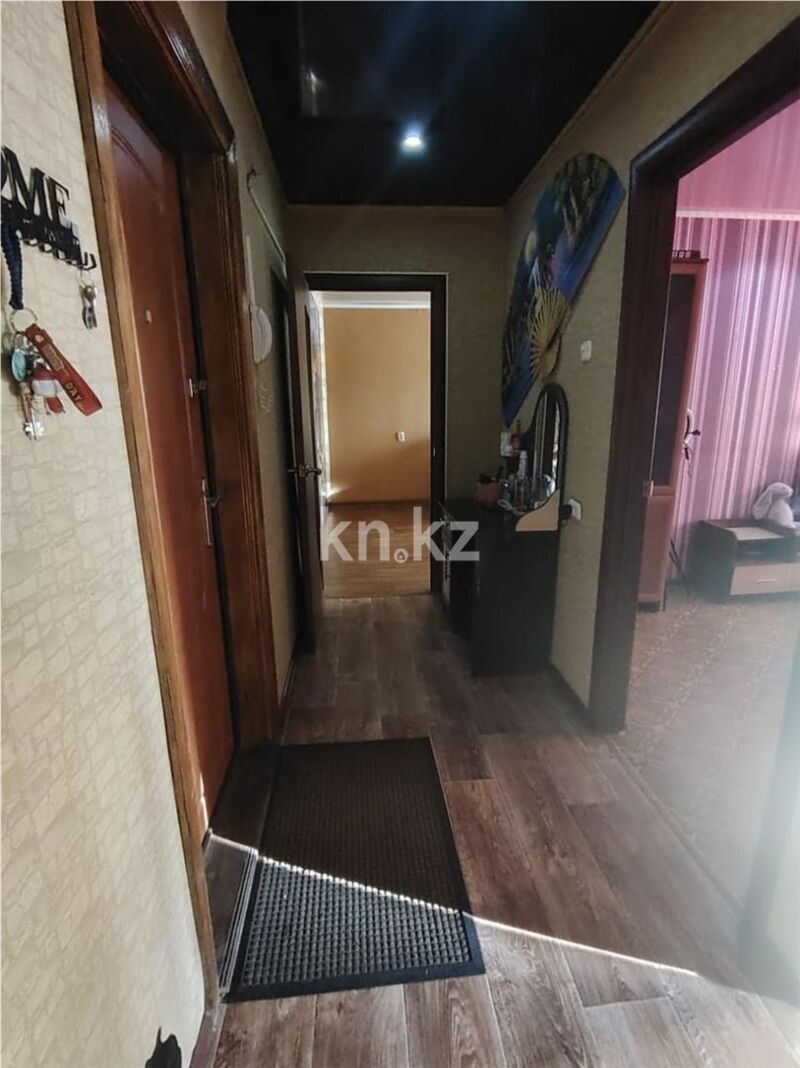 Продажа 2-комнатной квартиры, 45 м² - Продажа двухкомнатных квартир в панельном доме в Темиртау - страница 7 фото 14 из 19