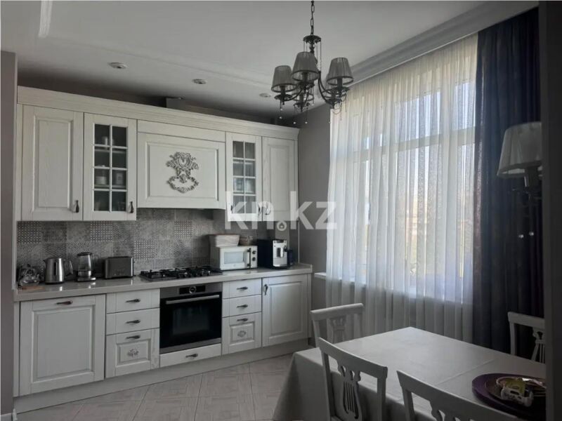 Продажа 4-комнатной квартиры, 172 м² - Продажа четырехкомнатных квартир в Алмалинском р-не Алматы - страница 3 фото 1 из 3