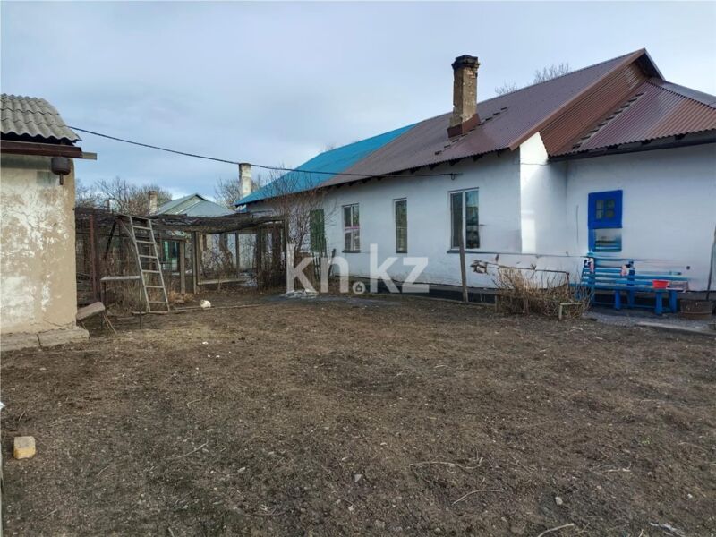 Продажа 4-комнатного дома, 78 м² - Продажа домов, коттеджей в Пришахтинске Караганды фото 1 из 17