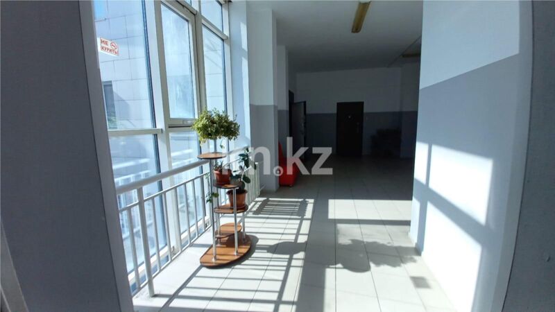 Продажа 4-комнатной квартиры, 160 м² - Продажа четырехкомнатных квартир в блочном доме в Казахстане - страница 10 фото 17 из 18