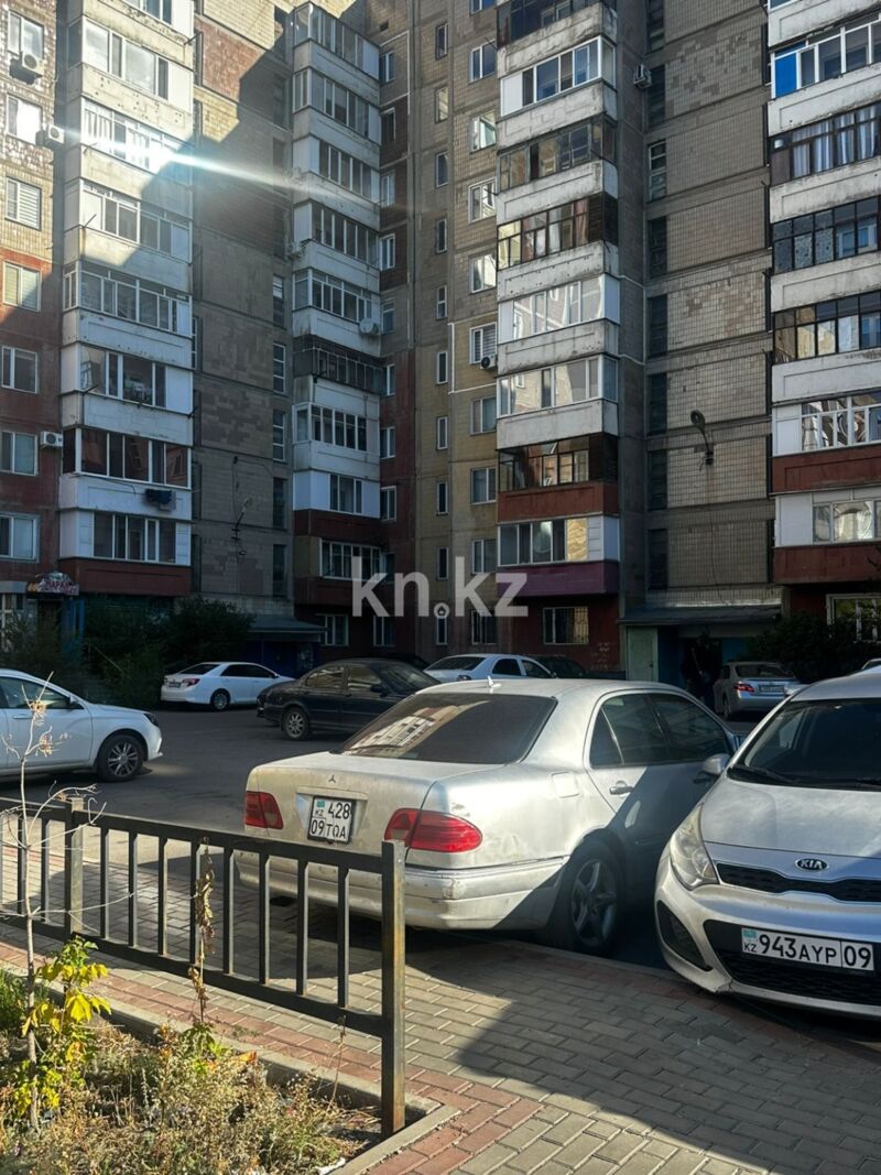 Продажа 1-комнатной квартиры, 38 м² - Продажа однокомнатных квартир на Юго-Востоке Караганды - страница 2 фото 25 из 28