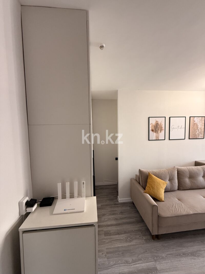 Продажа 1-комнатной квартиры, 37 м² - Продажа однокомнатных квартир в р-не Байконур Астаны - страница 2 фото 1 из 10