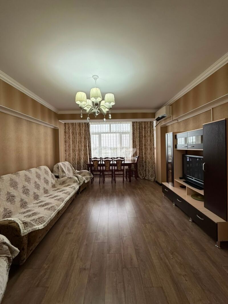 Продажа 3-комнатной квартиры, 97 м² - Недвижимость в Таразе - страница 3 фото 1 из 10