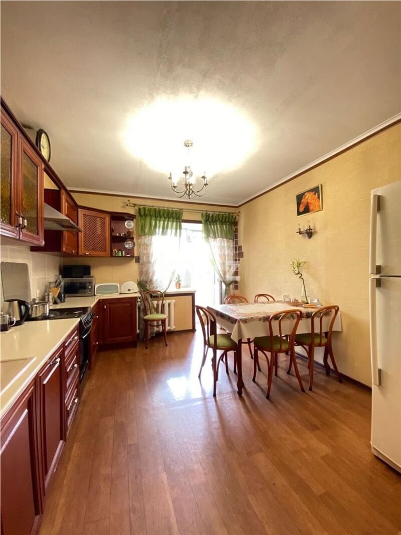 Продажа 3-комнатной квартиры, 90 м² - Продажа трехкомнатных квартир в кирпичном доме в Караганде - страница 20 фото 11 из 26