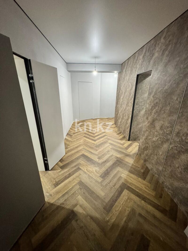 Продажа 4-комнатной квартиры, 105 м² - Продажа квартир от собственников в Костанае фото 1 из 12