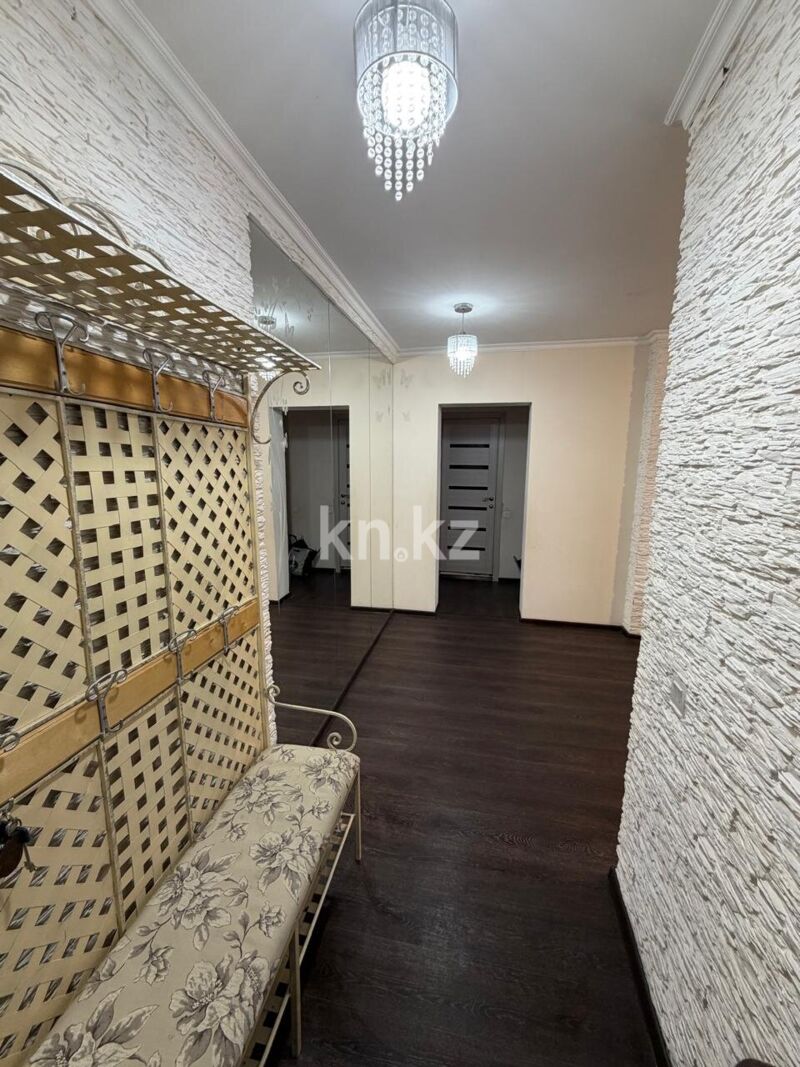 Продажа 4-комнатной квартиры, 77 м² - Недвижимость в Казахстане - страница 3 фото 2 из 17