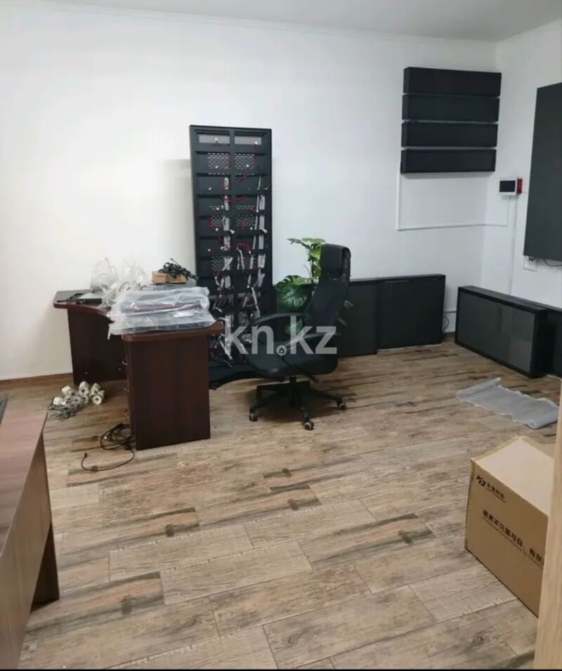 Аренда базы, 400 м² - Аренда баз, складов и промышленной недвижимости в Алматы с фото фото 2 из 7