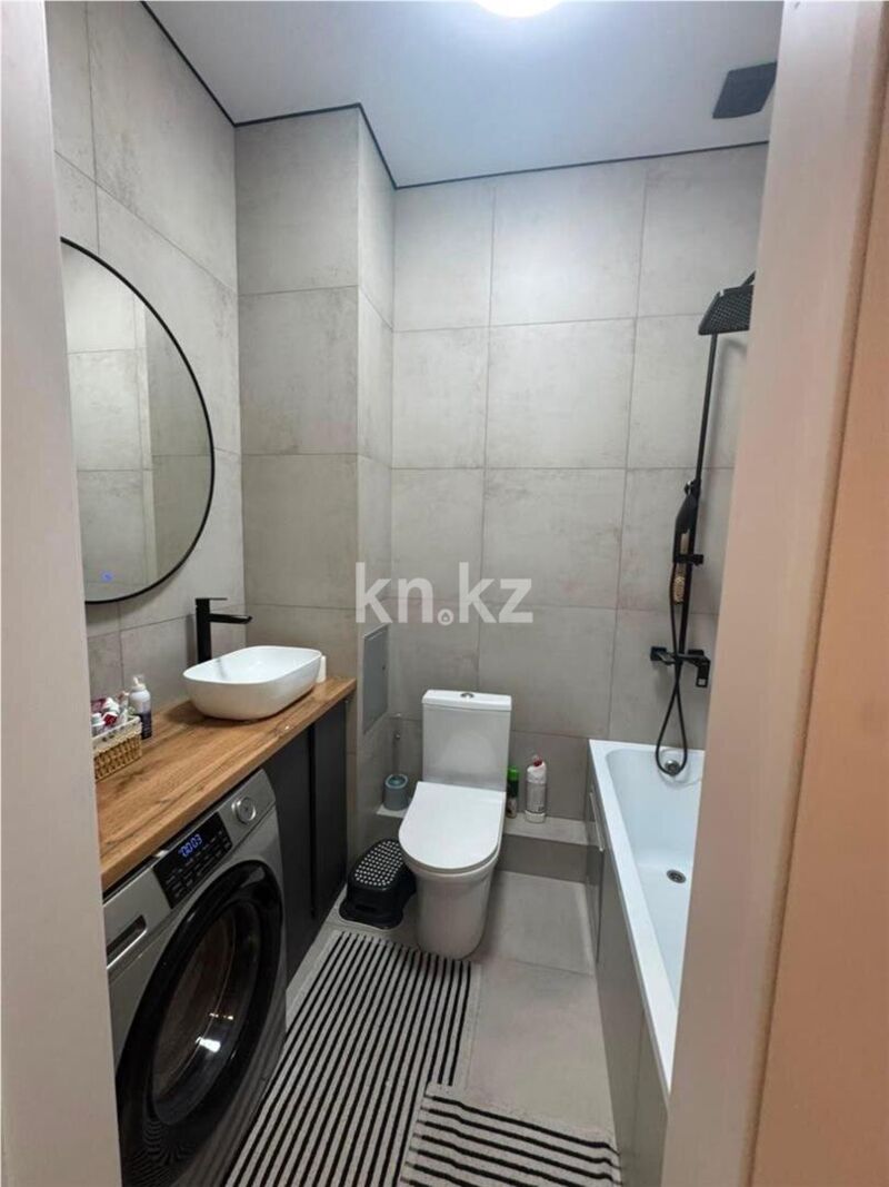 Продажа 2-комнатной квартиры, 38 м² - Продажа офисных и торговых помещений в Атырау фото 6 из 9