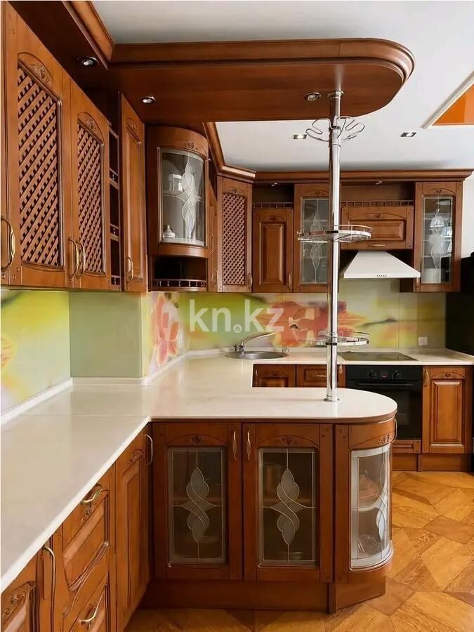 Продажа 4-комнатной квартиры, 135.2 м² - Продажа четырехкомнатных квартир в блочном доме в Казахстане - страница 6 фото 5 из 9