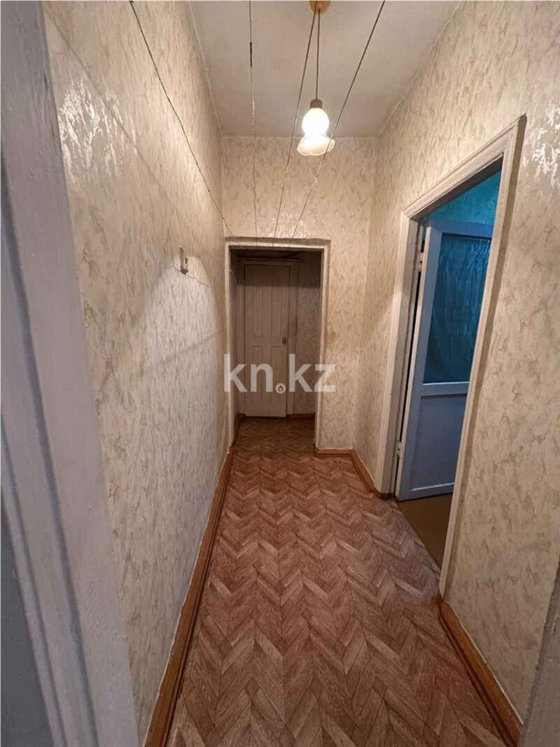 Продажа 3-комнатной квартиры, 56 м² - Продажа квартир в районе Михайловка в Караганде фото 9 из 14
