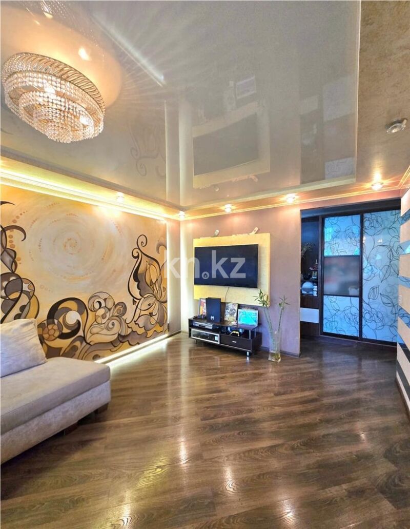 Продажа 3-комнатной квартиры, 65 м² - Продажа трехкомнатных квартир в Караганде фото 2 из 9