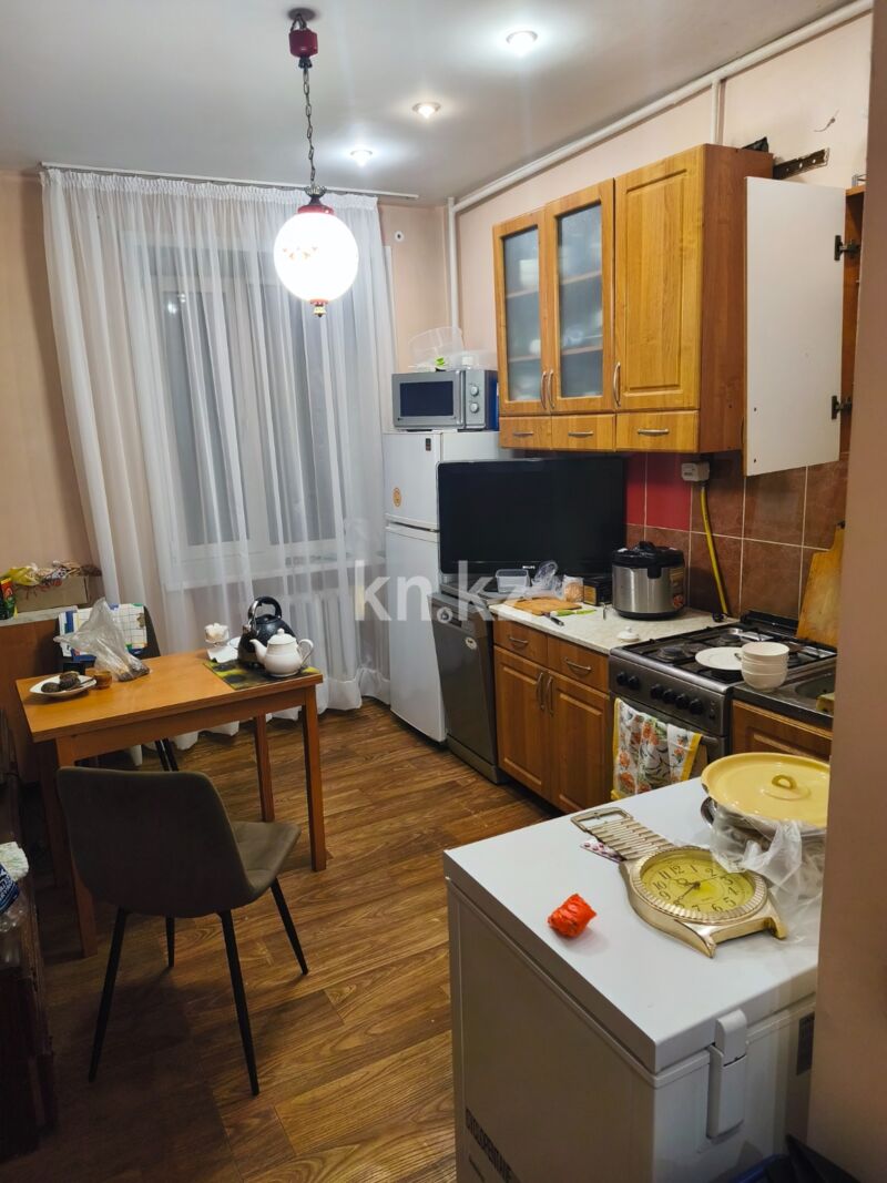 Продажа 3-комнатной квартиры, 76 м² - Продажа трехкомнатных квартир в Караганде - страница 2 фото 3 из 10
