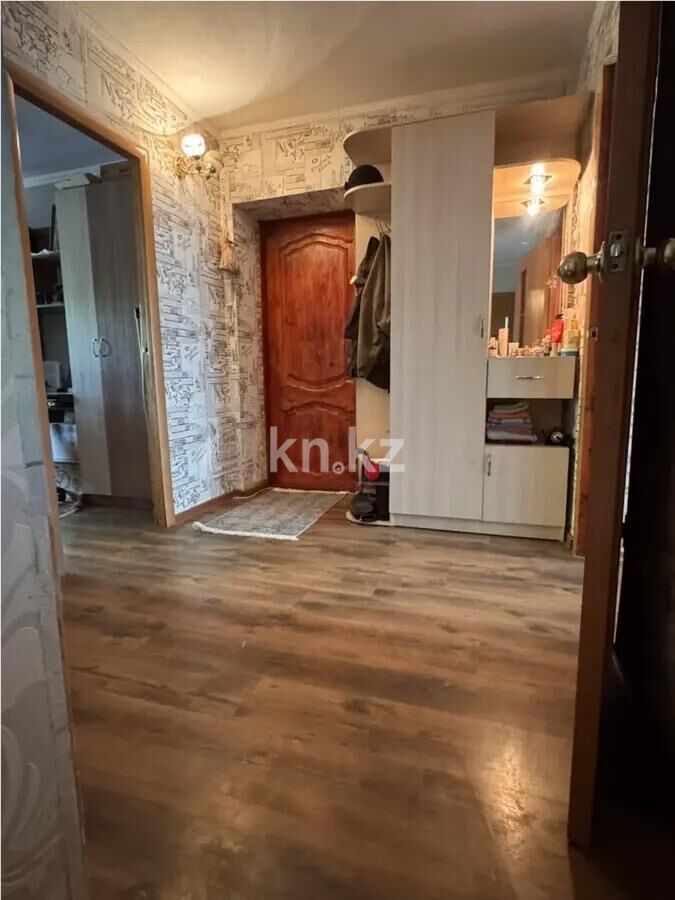 Продажа 3-комнатной квартиры, 62 м² - Продажа квартир в районе Майкудук в Караганде фото 7 из 8