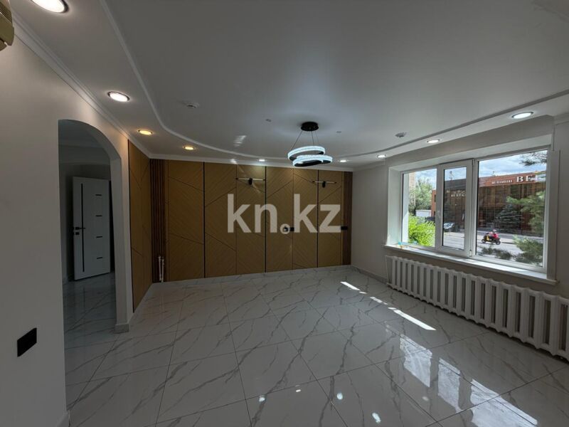 Продажа помещения, 52 м² - Продажа офисных и торговых помещений в Караганде фото 1 из 10