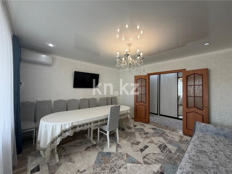 Продажа 4-комнатной квартиры, 78 м² - Продажа четырехкомнатных квартир в панельном доме в Караганде - страница 3 фото 2 из 14