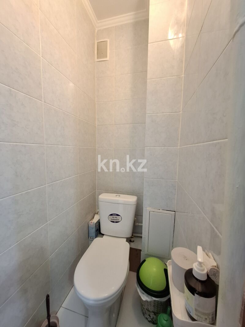 Продажа 3-комнатной квартиры, 64 м² - Продажа трехкомнатных квартир в Майкудуке Караганды - страница 8 фото 22 из 29