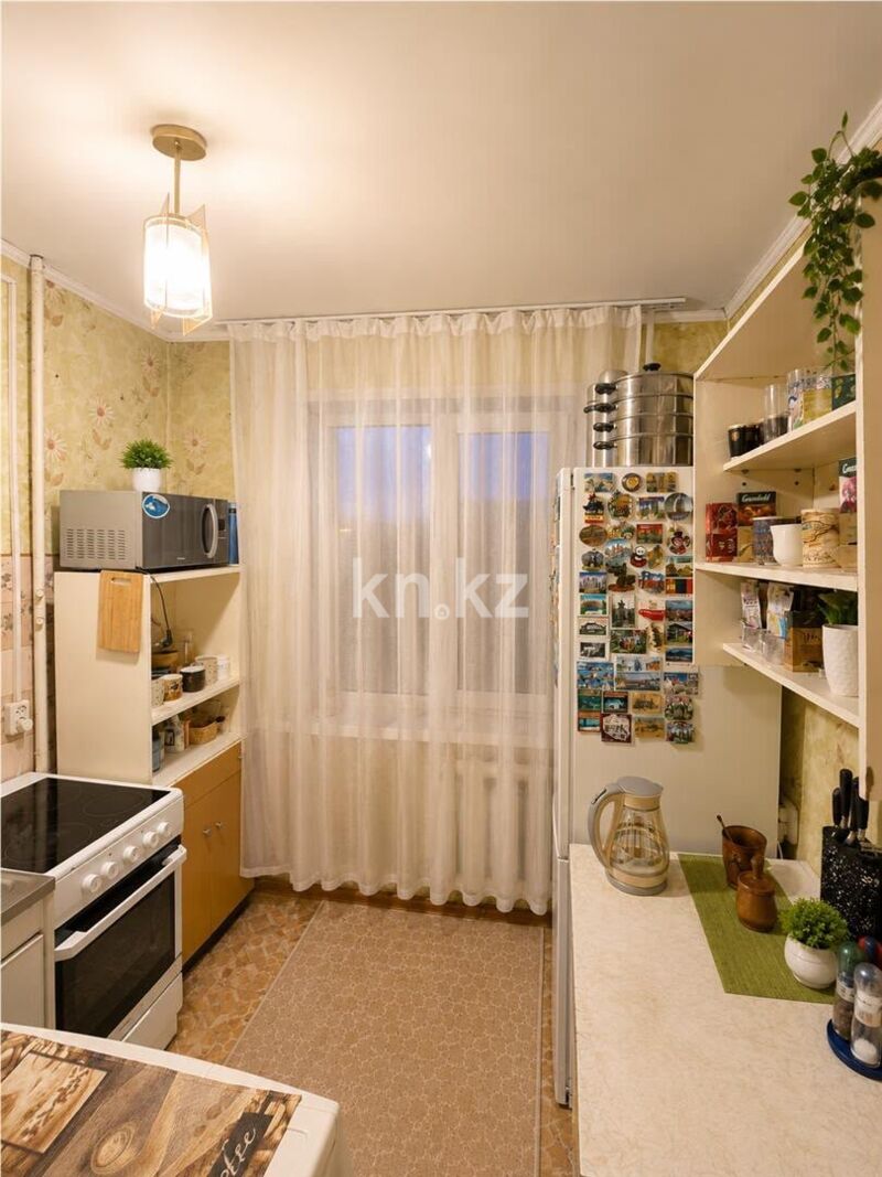 Продажа 4-комнатной квартиры, 61.9 м² - Недвижимость в Караганде - страница 7 фото 6 из 9