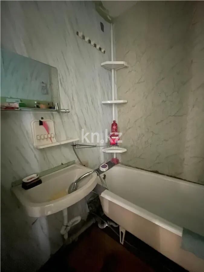 Продажа 3-комнатной квартиры, 64 м² - Продажа трехкомнатных квартир в Майкудуке Караганды - страница 3 фото 5 из 7