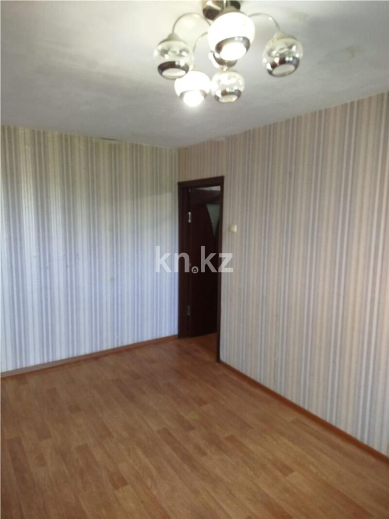 Продажа 2-комнатной квартиры, 42 м² - Продажа двухкомнатных квартир в панельном доме в Темиртау - страница 6 фото 3 из 15