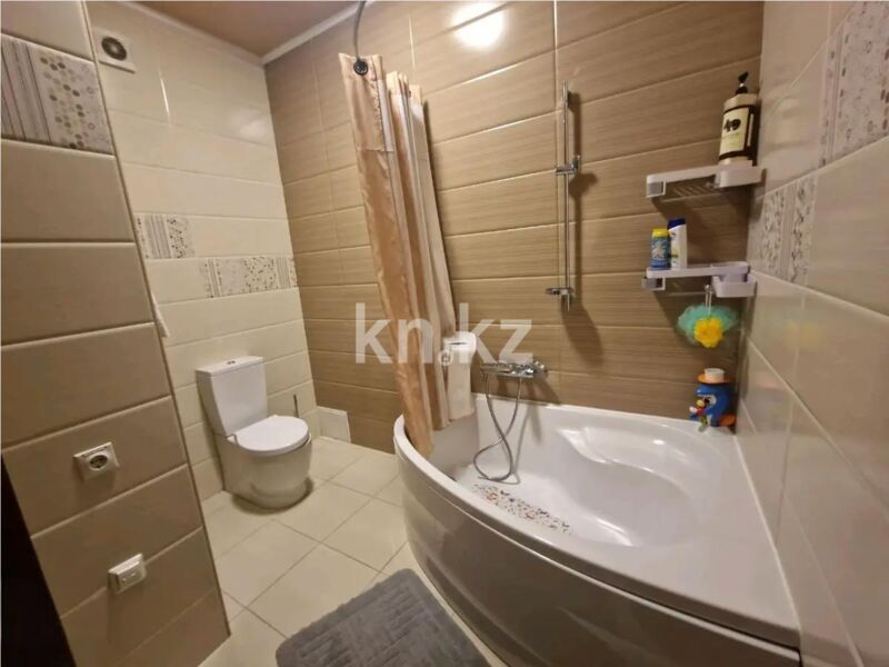 Продажа 4-комнатной квартиры, 300 м² - Продажа четырехкомнатных квартир от собственников в Алматы - страница 4 фото 7 из 9
