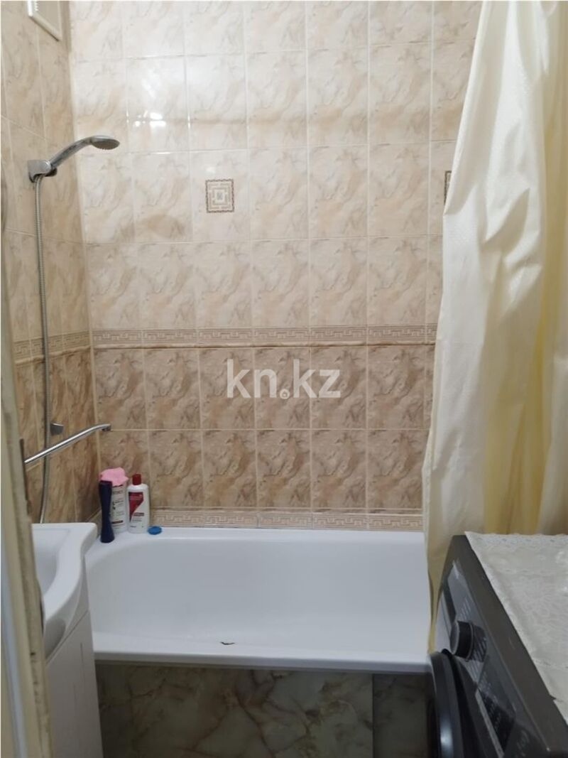 Продажа 4-комнатной квартиры, 78 м² - Продажа четырехкомнатных квартир в панельном доме в Караганде - страница 5 фото 9 из 10