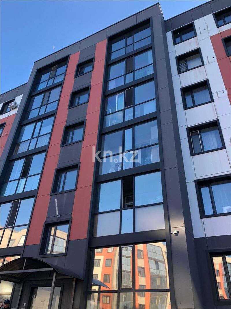 Продажа 1-комнатной квартиры, 41 м² - Продажа однокомнатных квартир в Майкудуке Караганды - страница 6 фото 1 из 8