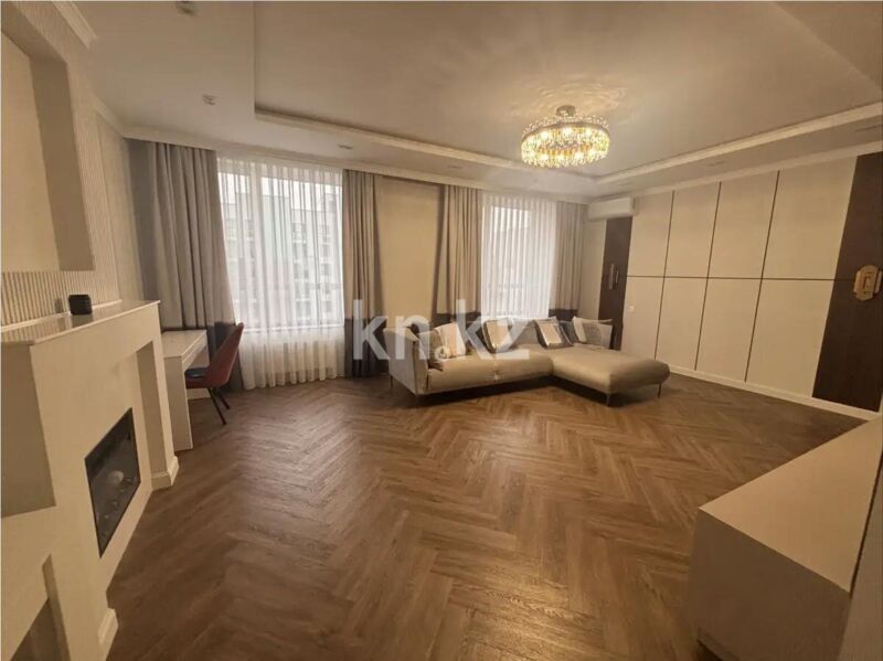 Продажа 4-комнатной квартиры, 134 м² - Продажа четырехкомнатных квартир в кирпичном доме в Астане фото 1 из 12
