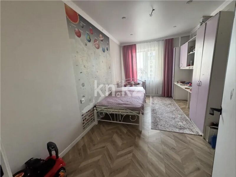 Продажа 4-комнатной квартиры, 130 м² - Продажа четырехкомнатных квартир в Караганде - страница 5 фото 4 из 8