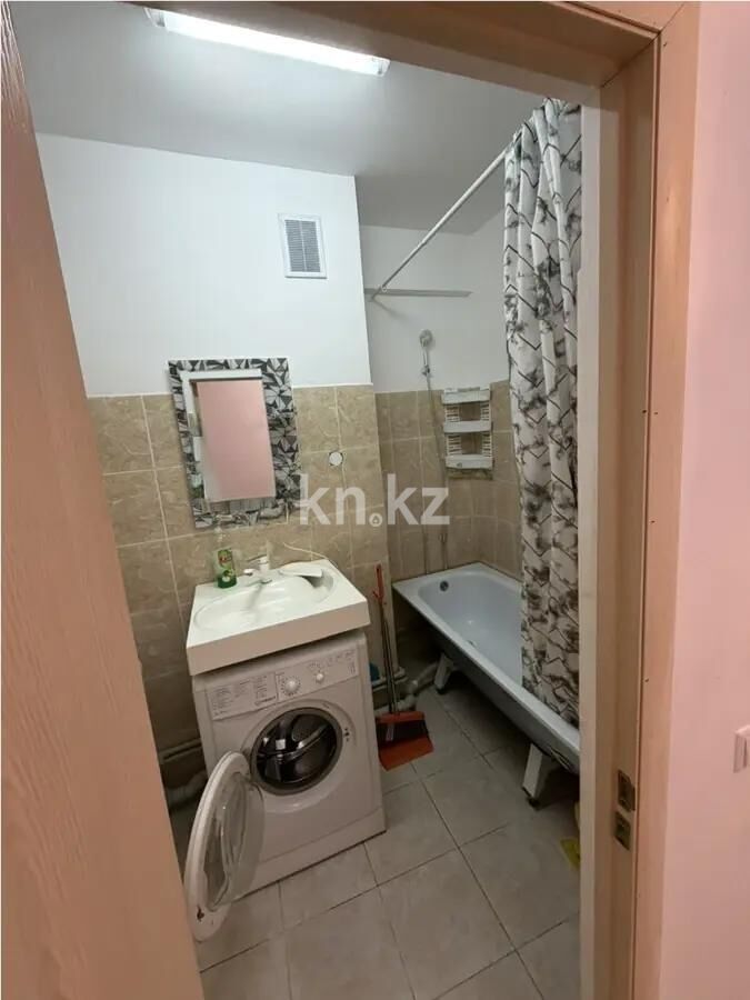 Продажа 1-комнатной квартиры, 45 м² - Продажа квартир от собственников в Алматы - страница 41 фото 3 из 3