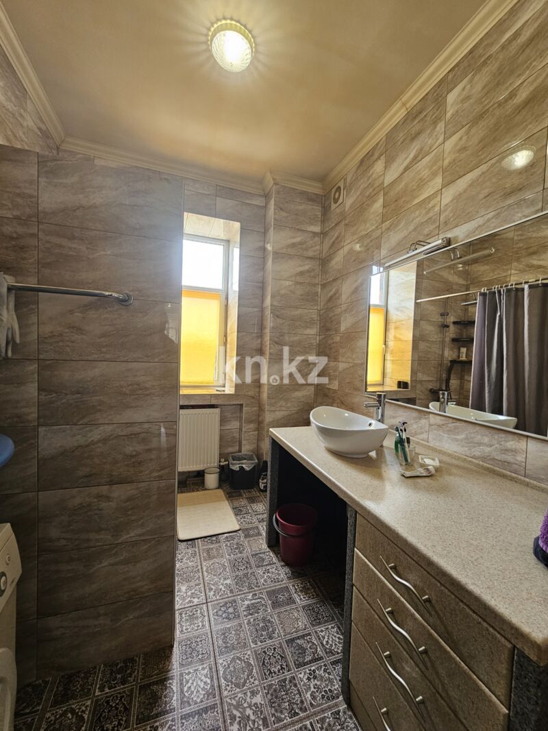 Продажа 9-комнатного дома, 477.1 м² - Продажа домов, коттеджей в Караганде - страница 5 фото 16 из 19