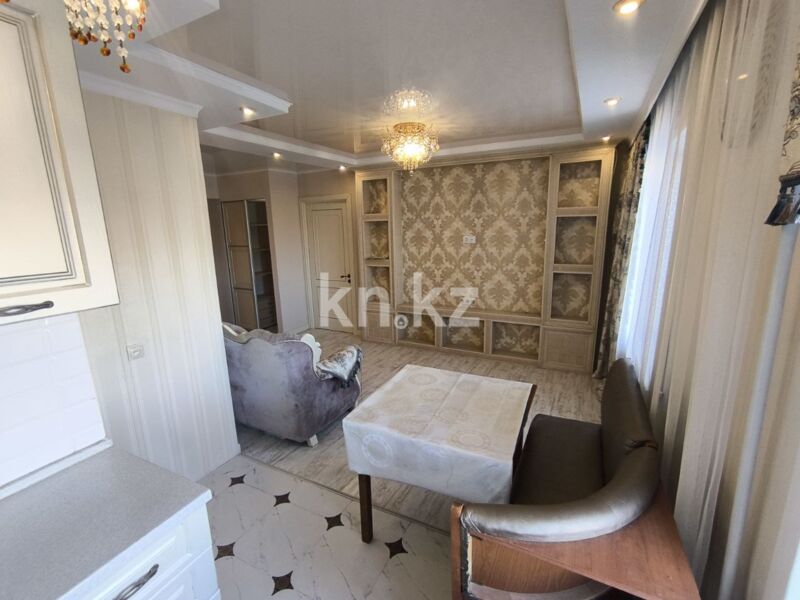 Продажа 4-комнатной квартиры, 70.3 м² - Продажа четырехкомнатных квартир в кирпичном доме в Караганде - страница 8 фото 7 из 22