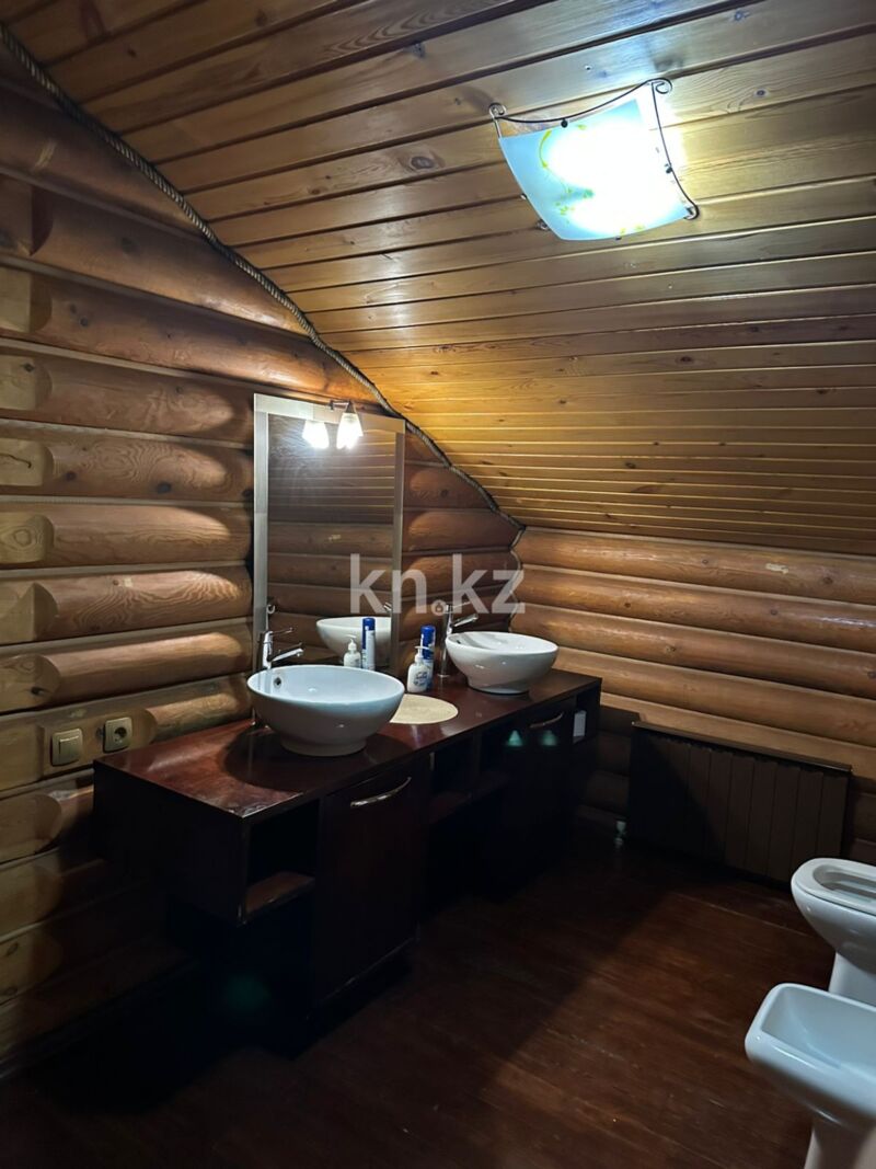 Аренда 4-комнатного дома, 400 м² - Аренда домов в Алматы фото 8 из 18