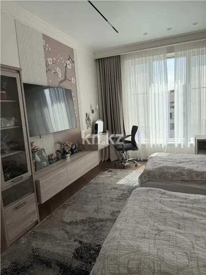 Продажа 4-комнатной квартиры, 250 м² - Продажа четырехкомнатных квартир от собственников в Алматы - страница 6 фото 4 из 7