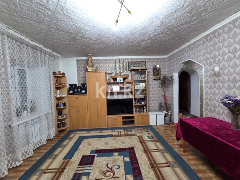 Продажа 4-комнатной квартиры, 95 м² - Продажа квартир в Пришахтинске Караганды фото 2 из 14