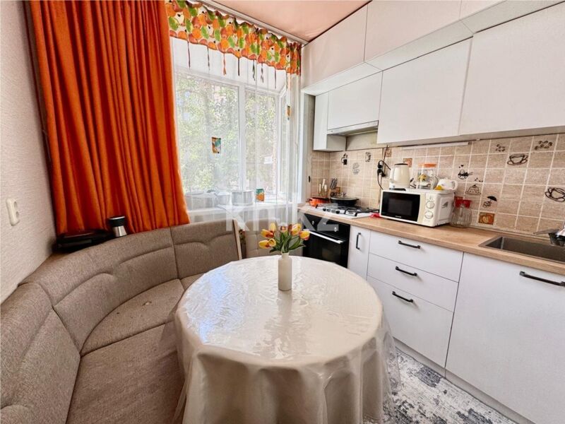 Продажа 3-комнатной квартиры, 52 м² - Продажа трехкомнатных квартир в кирпичном доме в Казахстане - страница 3 фото 1 из 6