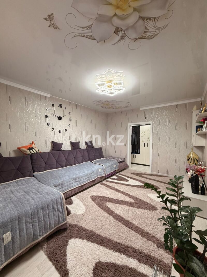 Продажа 3-комнатной квартиры, 62.8 м² - Продажа трехкомнатных квартир в Михайловке Караганды фото 2 из 18