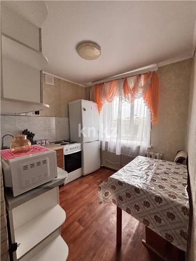 Продажа 3-комнатной квартиры, 42 м² - Продажа квартир в Майкудуке Караганды - страница 2 фото 3 из 4