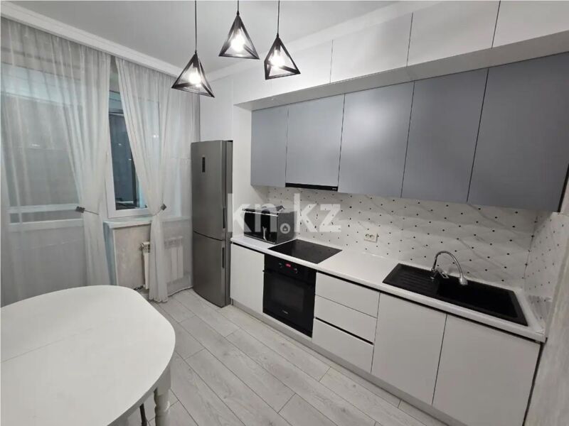 Продажа 1-комнатной квартиры, 38 м² - Продажа квартир в р-не Сарайшык Астаны - страница 8 фото 1 из 3